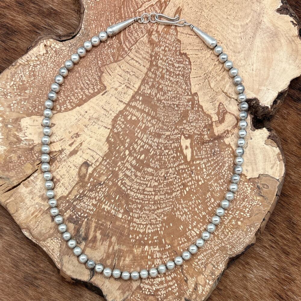 NATIVE AMERICAN Sterling Silver 6mm Round Machine Made Bead Necklace 17.5" Long